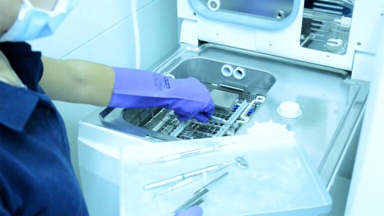 Vassoio Per 10 Strumenti Cassetta Per Sterilizzazione Dentale In Acciaio Inox - , Made In Pakistan, Per Autoclave Cassetta Pronto Soccorso Auto - Foto 5